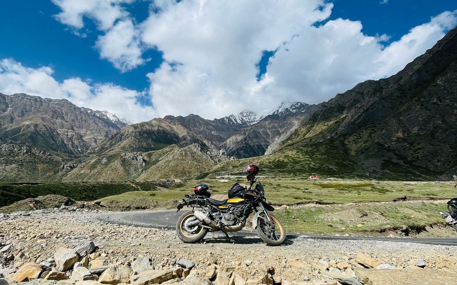 Plan the Perfect Bike Ride from Delhi to Ladakh