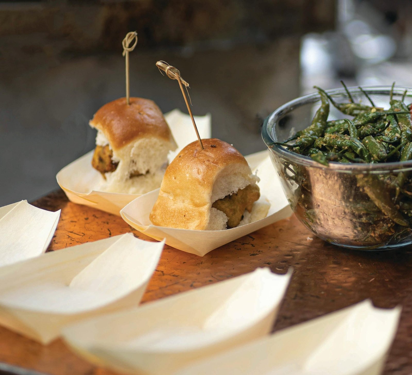 Best Street Food of Mumbai You Can't Miss