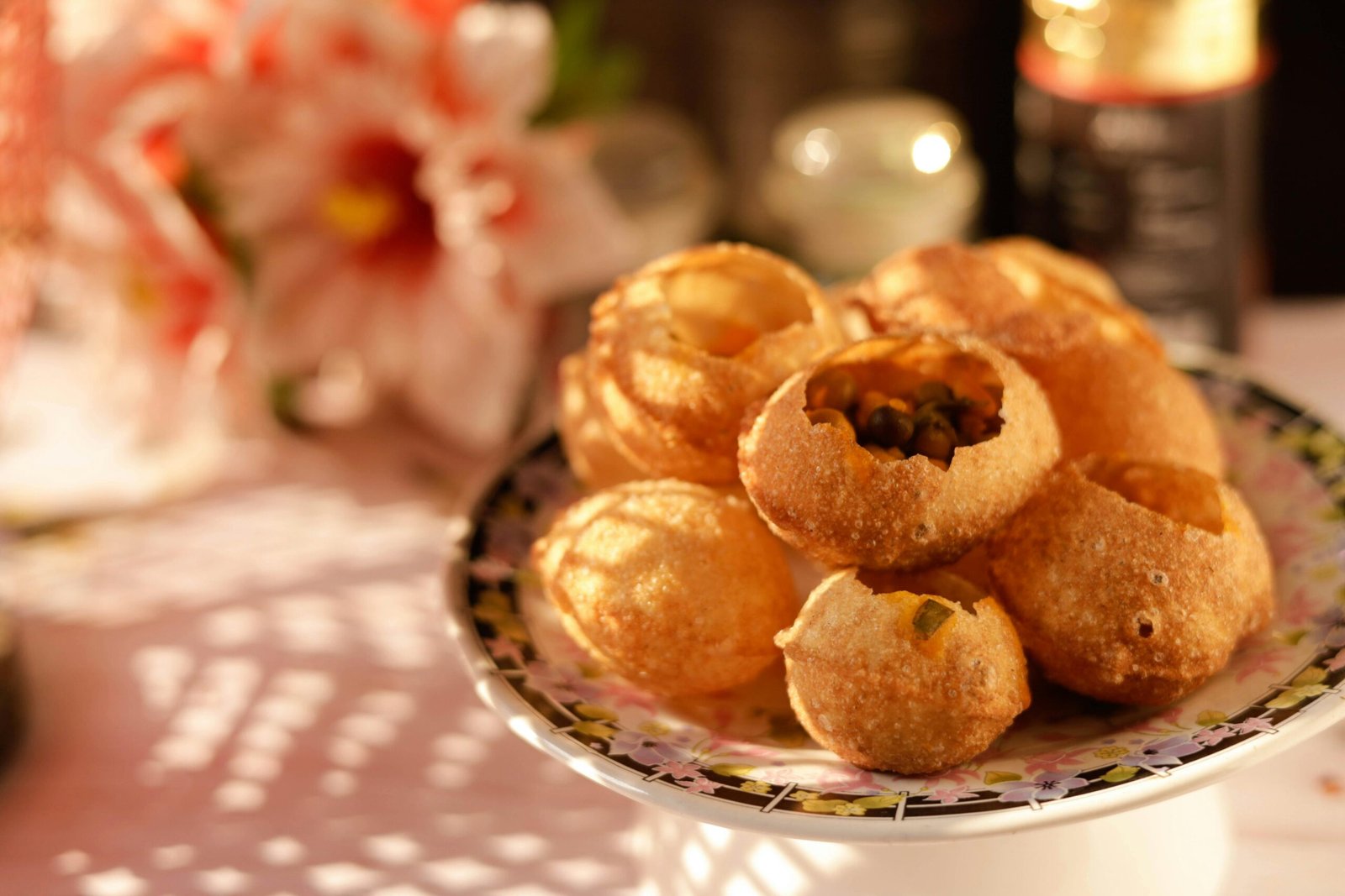 Best Street Food of Mumbai You Can't Miss