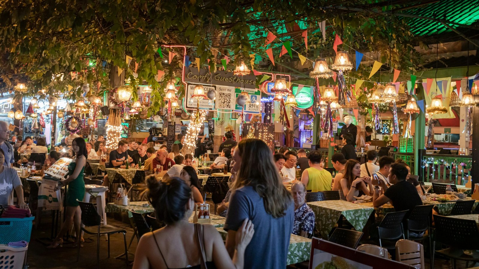 What to Eat and Drink in Phuket