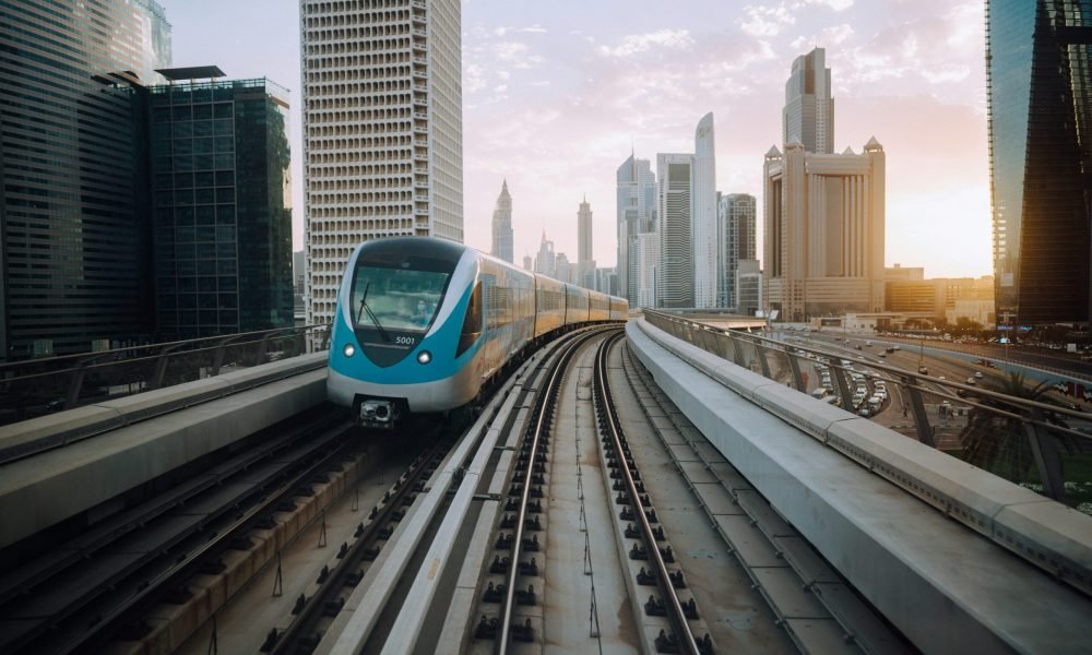 Best Ways to Travel Across UAE
