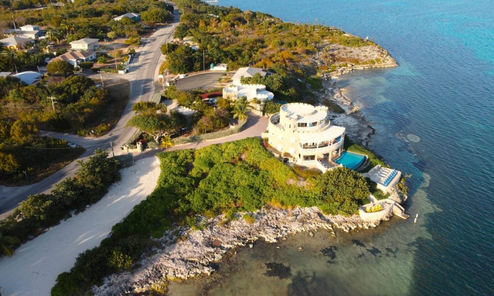 Discover 10 of the World's Best Beaches